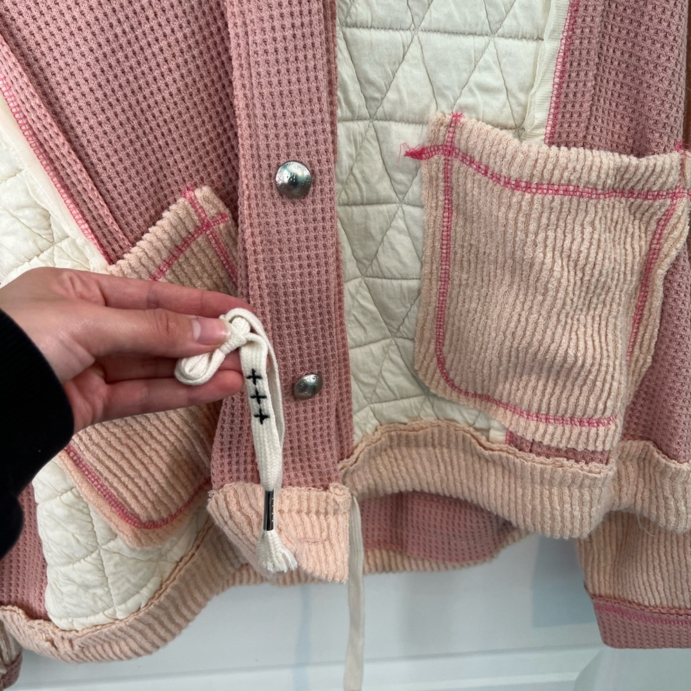 POL Mixed Fabric Hooded Button Down Shacket in Pink/Beige Size Medium - Picture 6 of 6